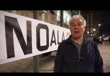 Concentració a la plaça de la Vila per rebutjar la guerra a Ucraïna